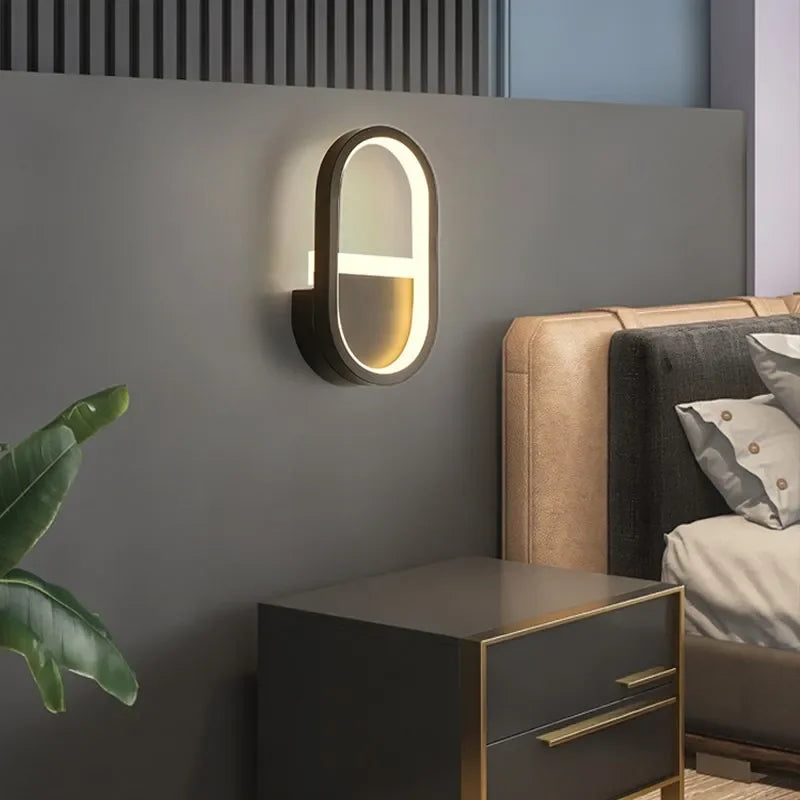 Applique Murale LED Minimaliste – Éclairage Moderne en Fer pour Salon, Couloir ou Chambre